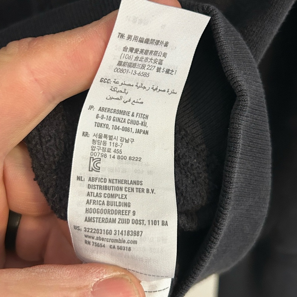 Hollister | Black Hoodie with Logo Patch | Size XS - Picture 5 of 7